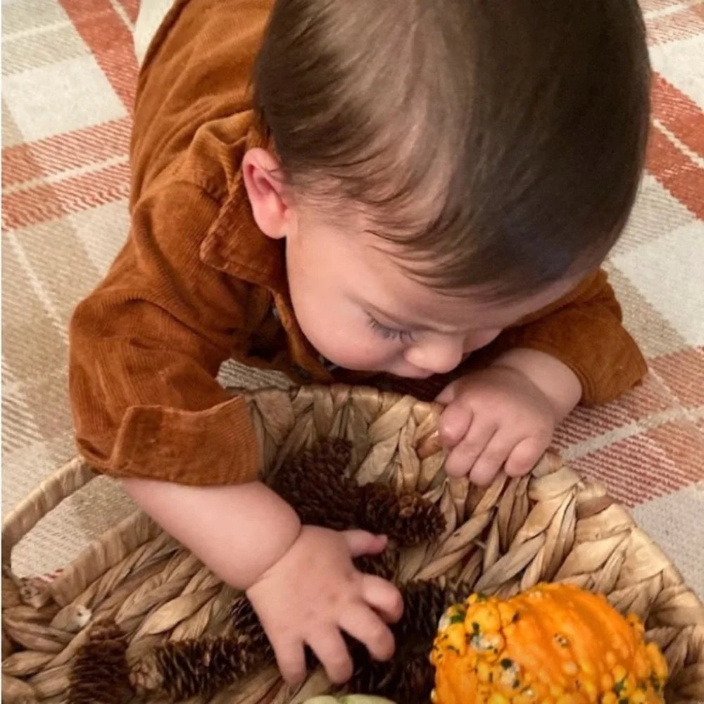 🌻Old navy corduroy long sleeve shirt 3/6 mo